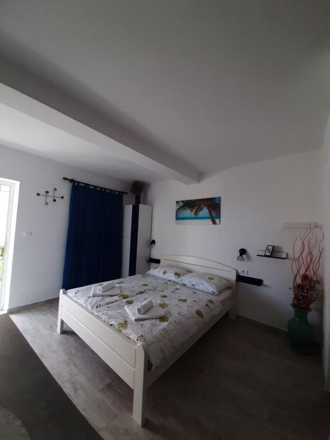 Apartments Mate Бол Экстерьер фото