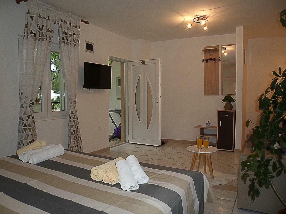 Apartments Mate Бол Экстерьер фото